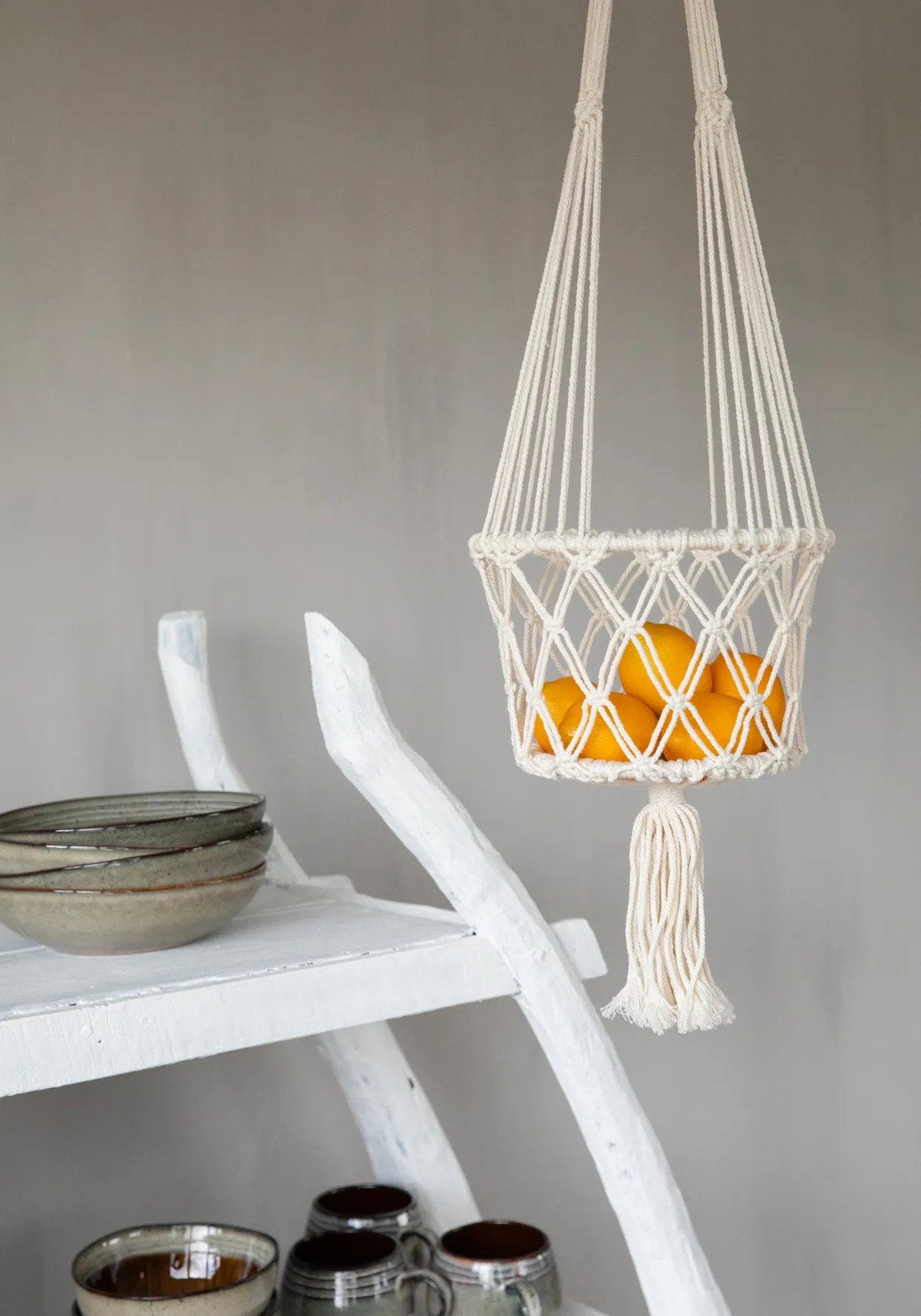 De macramé plantenhouder - wit - M_40