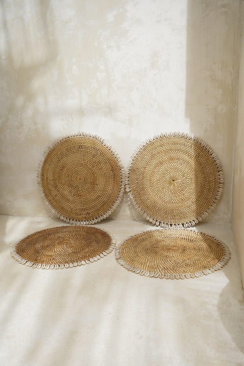 Rotan schelpvormige placemat - naturel - Hippie Monkey