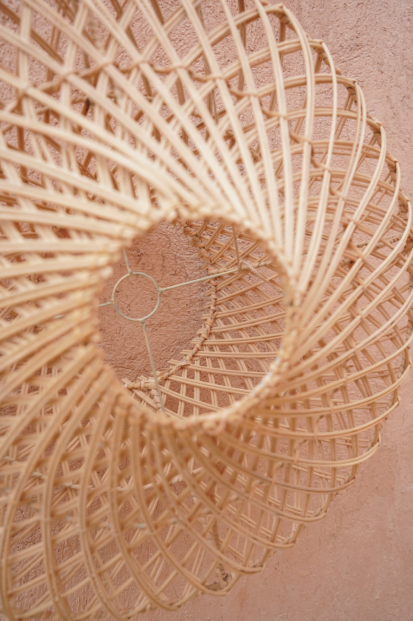 Rotan wandlamp - Bulat wand – M
