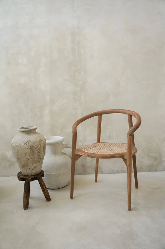 De Bulat rotan teakhouten stoel – Rotan eetkamerstoelen - Hippie Monkey