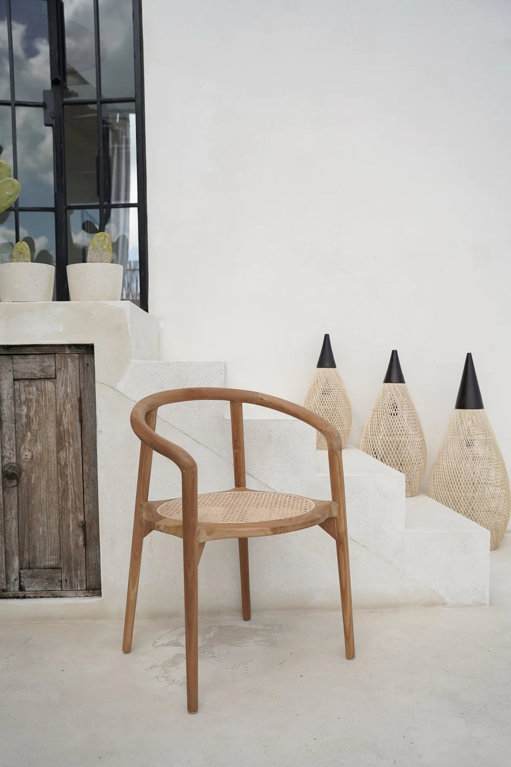 De Bulat rotan teakhouten stoel – Rotan eetkamerstoelen - Hippie Monkey