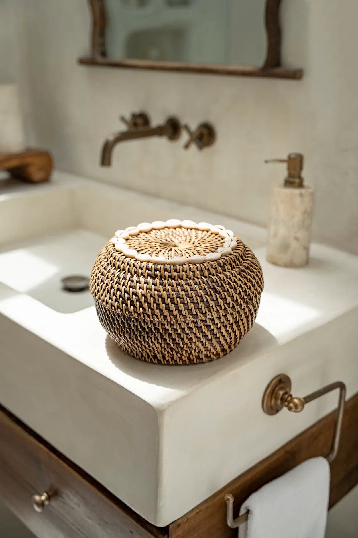 De Colonial Peek-a-Boo-mand - naturel bruin - S