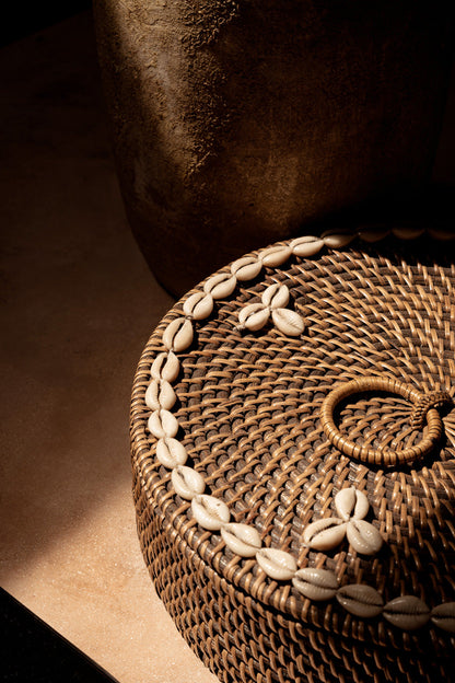 De rotan mand met vakken - naturel bruin