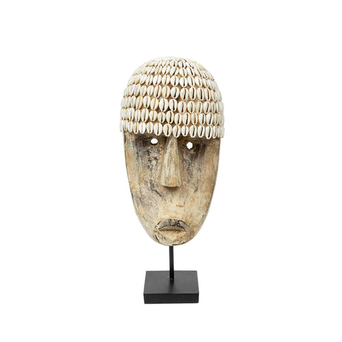 Het cowrie-masker op standaard - Middelgroot