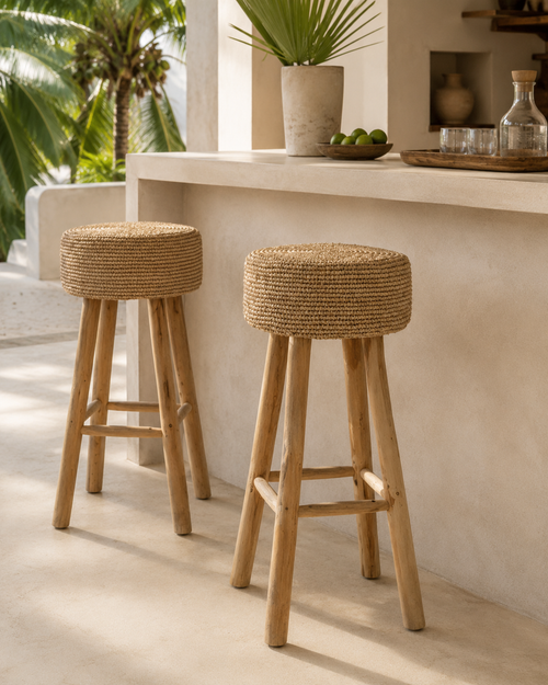 De raffia barkruk