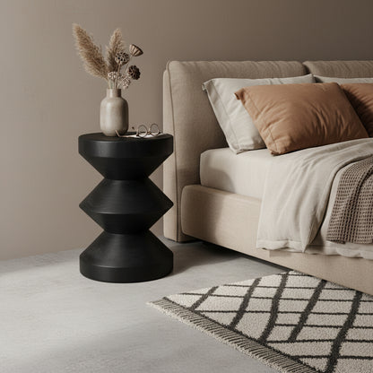 Forma teakhouten bijzettafel Rizo zwart